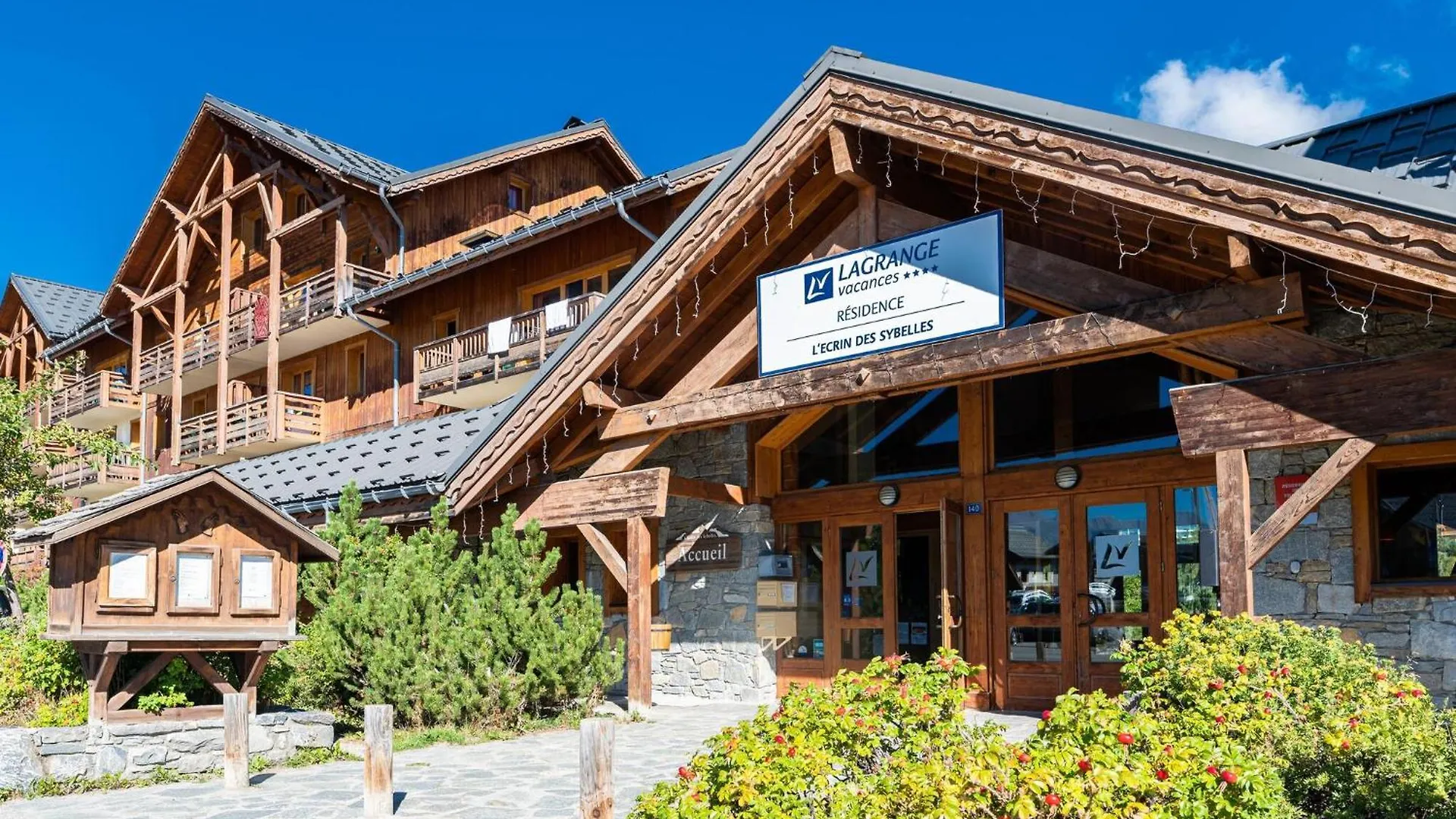 Spacious Apartment 500 M From The Ski Slopes Fontcouverte-la-Toussuire