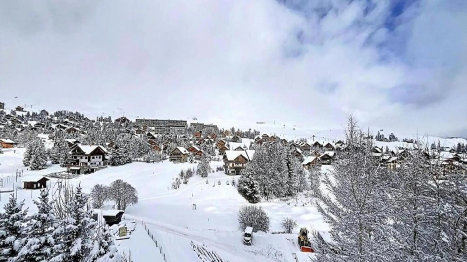 Spacious Apartment 500 M From The Ski Slopes Fontcouverte-la-Toussuire